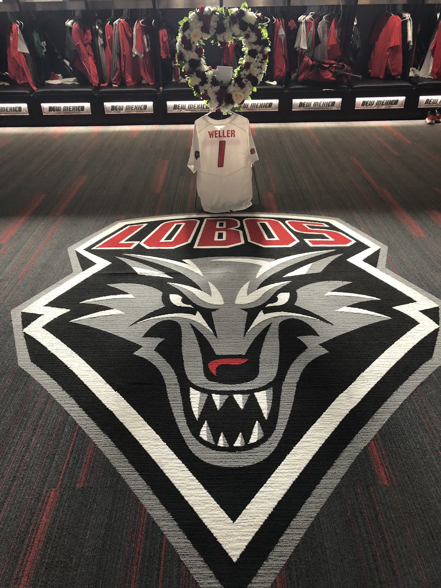We Stand With the Lobos
